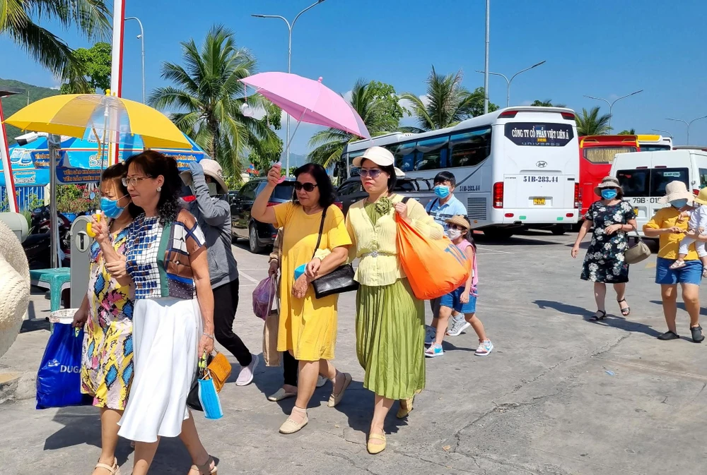 Lượng khách du lịch đến Nha Trang thưa thớt trong dịp lễ 2-9. Ảnh: TV