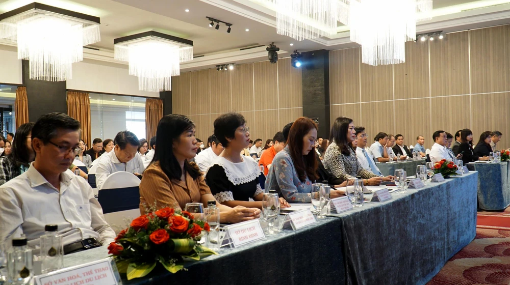 Đại biểu các tỉnh về tham dự hội thảo. Ảnh: HH.