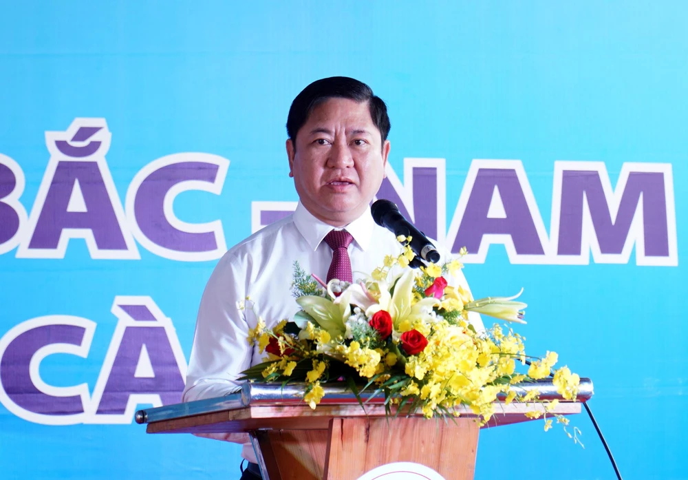 Ông Trần Quốc Nam phát biểu tại lễ khởi công. Ảnh: HH.