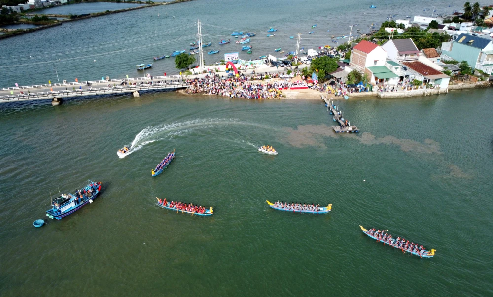 Đây cũng là dịp tăng cường và đa dạng hóa các hoạt động kích cầu quảng bá, xúc tiến tiềm năng thế mạnh du lịch, phát triển du lịch Ninh Thuận thành ngành kinh tế mũi nhọn giai đoạn 2021-2025 và tầm nhìn đến năm 2030, tiếp tục phục hồi ngành kinh tế mũi nhọn và hướng tới các hoạt động mừng Đảng – Mừng Xuân năm 2023. Ảnh: BTC