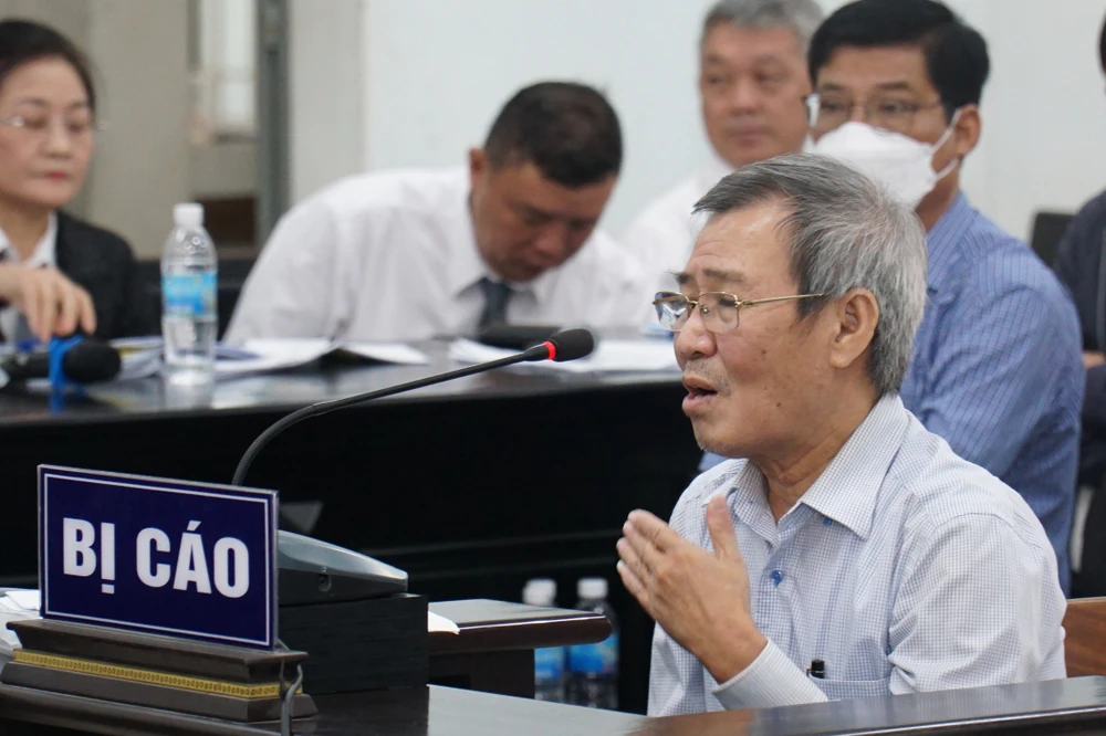 Bị cáo Nguyễn Ngọc Tâm trả lời xét hỏi. Ảnh: HH