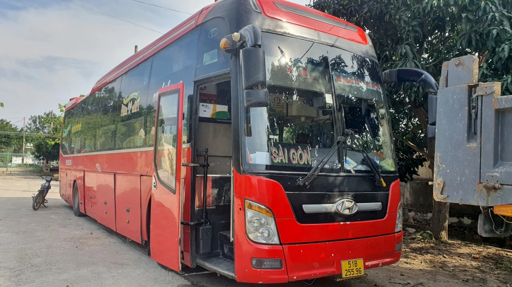 Xe khách giường nằm đang bị tạm giữ. Ảnh: HH