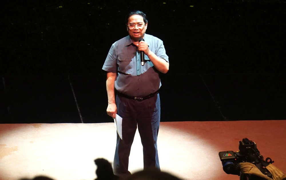 Thủ tướng Phạm Minh Chính phát biểu chỉ đạo tại Nhà hát Đó. Ảnh: H.H