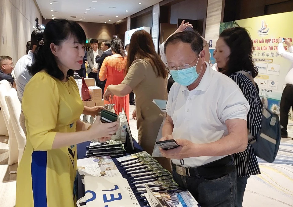 Giới thiệu sản phẩm du lịch Nha Trang - Khánh Hòa đến với người Trung Quốc. Ảnh: CTV