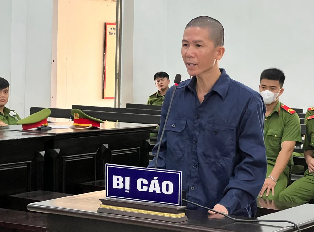 Đâm chết vợ.jpg