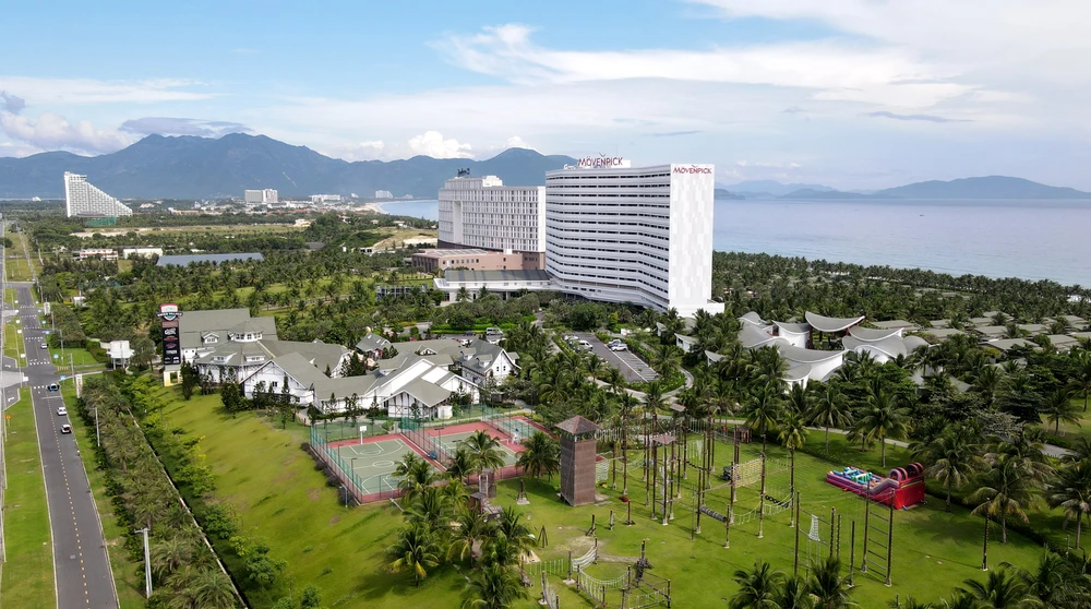 mevenpick-cam-ranh-1888-2005.jpg
