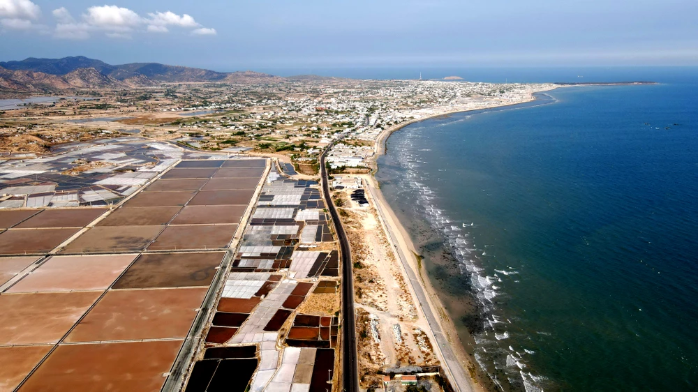 đường ven biển.jpg