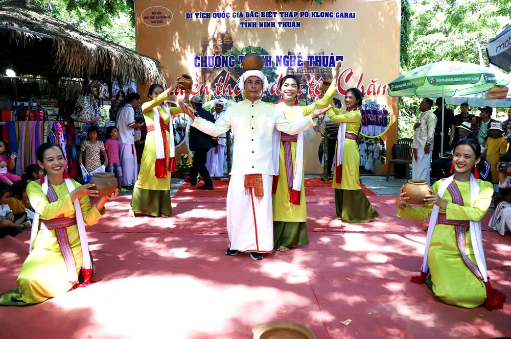 lễ hội katê 7.jpg