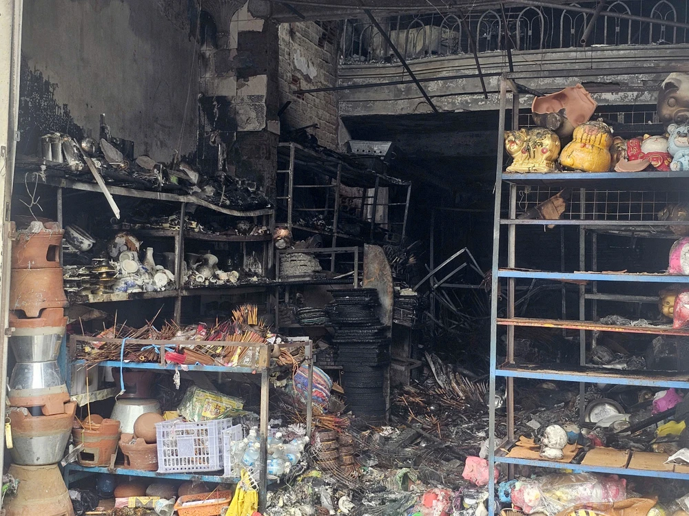 cháy làm bốn người tử vong.jpg