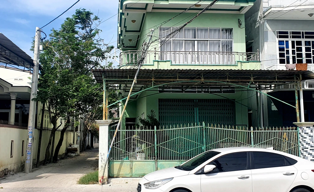 đường dây điện