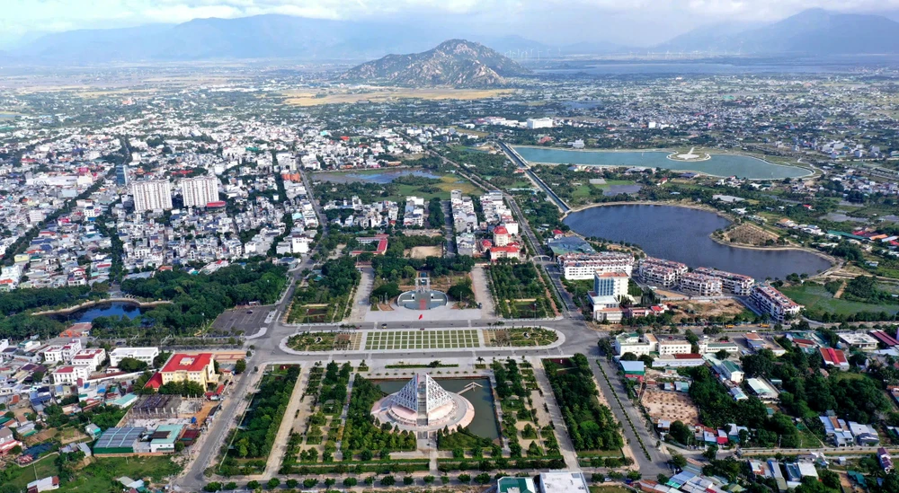 kinh tế đô thị.jpg