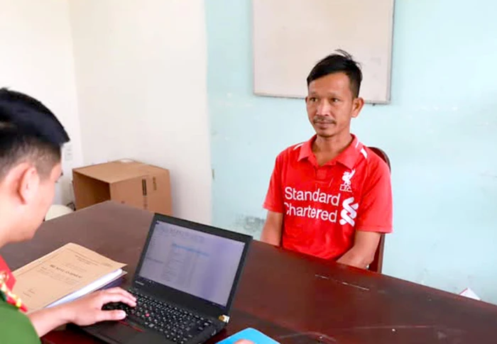 dâm ô bé gái 1.jpg