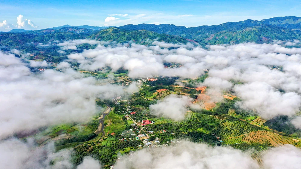 huyện miền núi khánh sơn.jpg