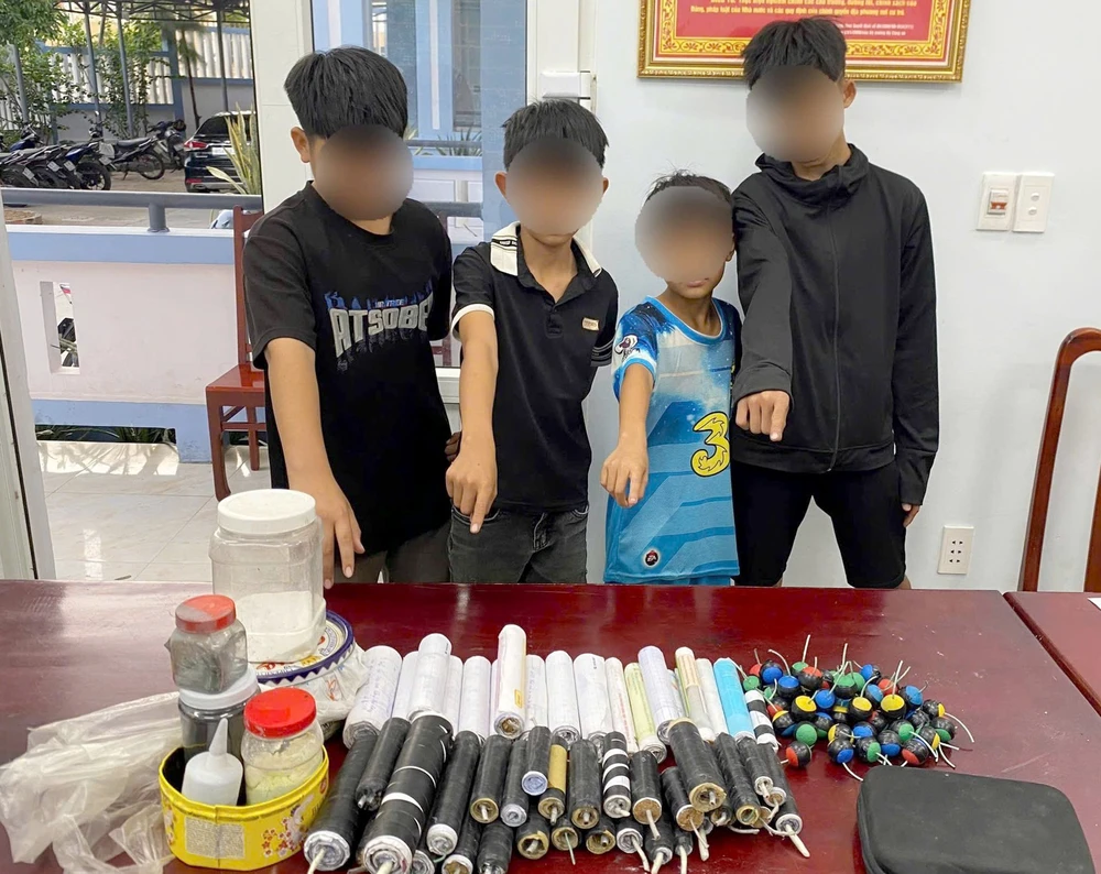 sản xuất pháo 1.jpg