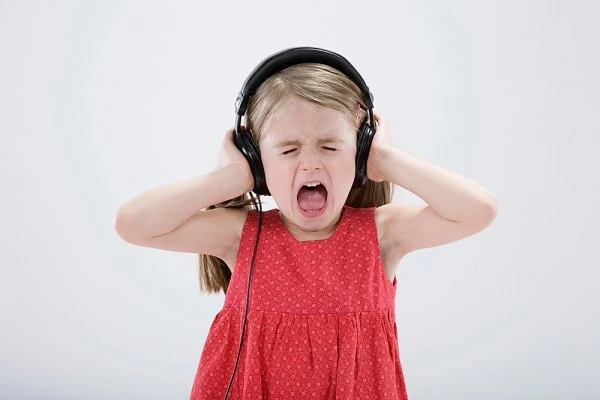 Dấu hiệu nhận biết trẻ đang bị khủng hoảng tâm lý ảnh 1