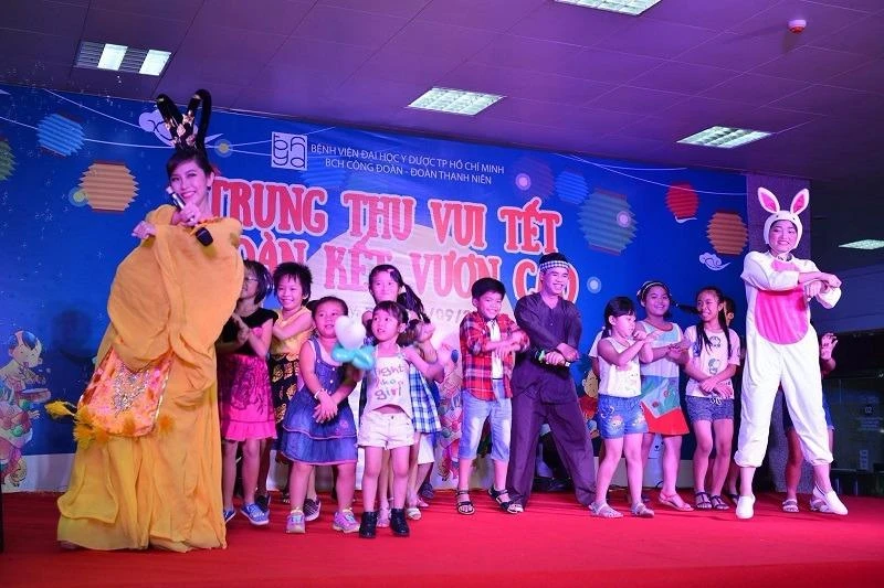 trung thu cho bệnh nhi