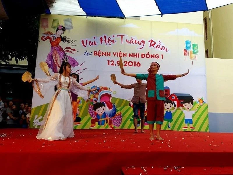 trung thu trong bệnh viện