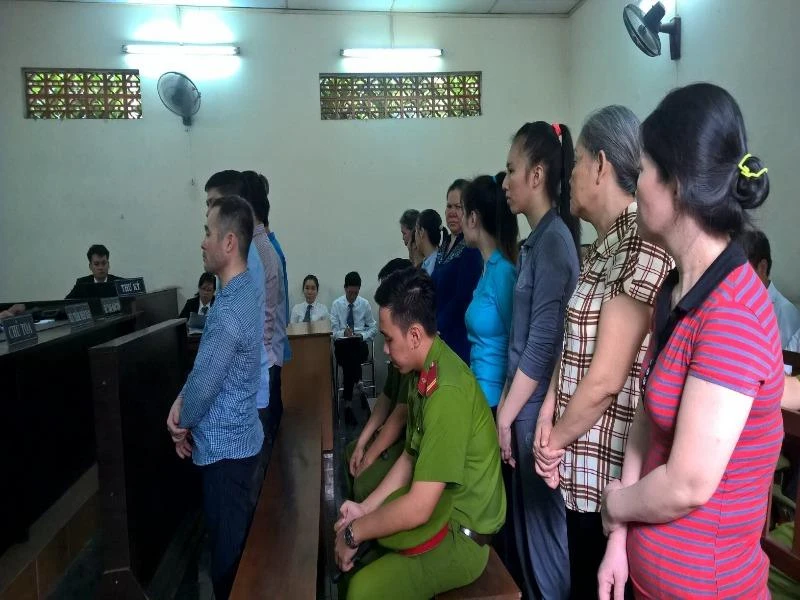 Các bị cáo tại phiên xử ngày 22-8