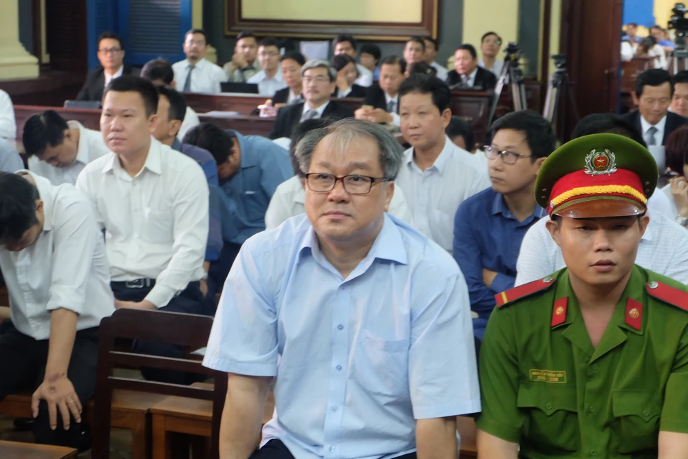 Đang xét xử phúc thẩm vụ ‘đại án’ 9.000 tỉ đồng ảnh 5