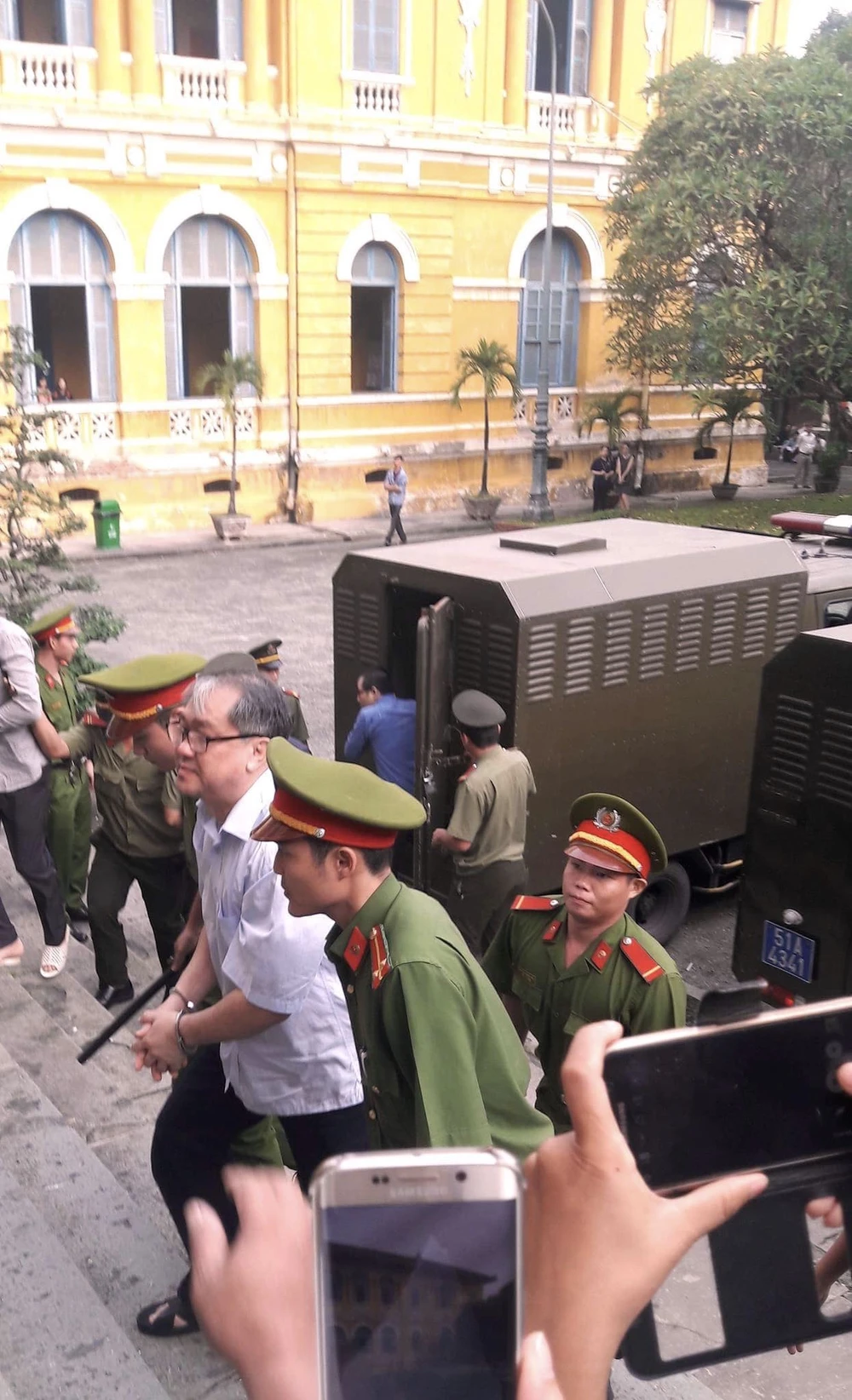 Đang xét xử phúc thẩm vụ ‘đại án’ 9.000 tỉ đồng ảnh 1