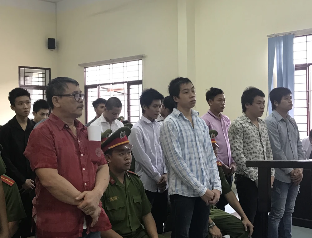 Truy sát kinh hoàng ở bệnh viện: Nạn nhân cũng hầu tòa ảnh 1