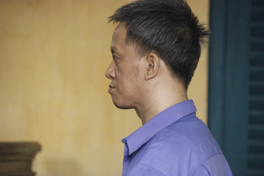 Bị đòi chia tay, đổ xăng thiêu cả hai mẹ con người tình ảnh 1