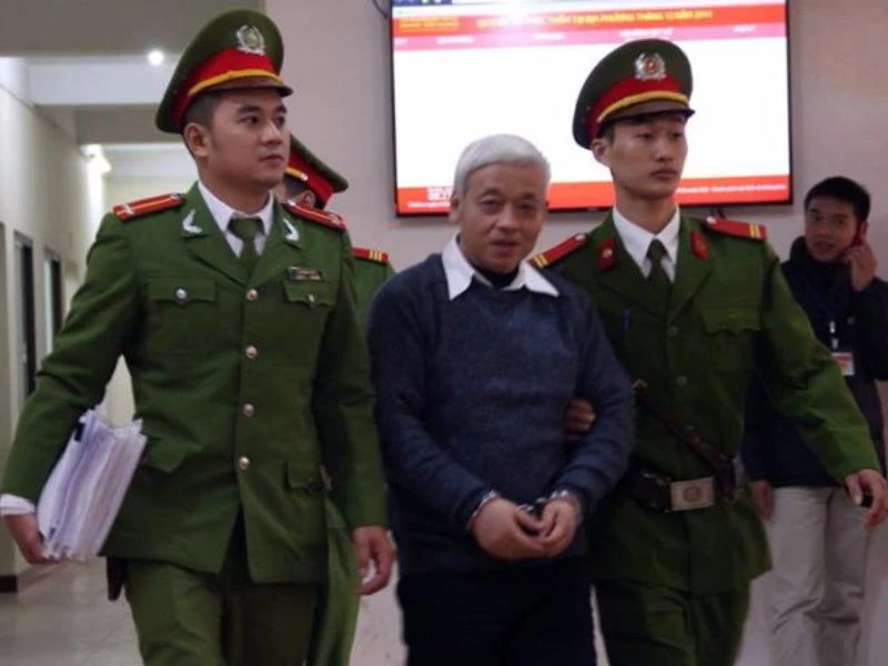 Bầu Kiên đang điều trị bệnh ở bệnh viện ảnh 2