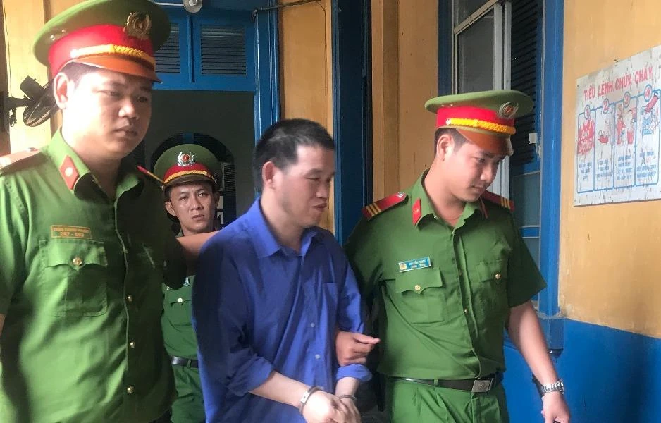 chồng sát hại vợ dã man