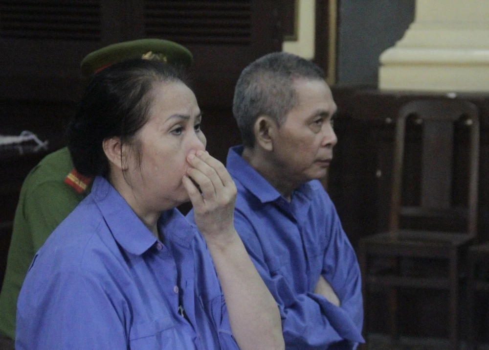 vo-chong-lua-dai-gia