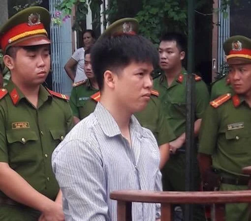 Giết bạn làm chung vì cho là... nhiều chuyện