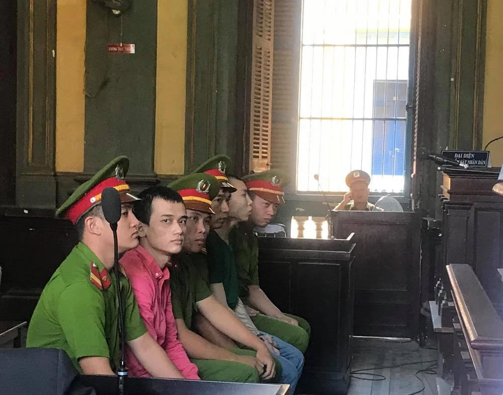 Tử hình kẻ giết người yêu để cướp tiền