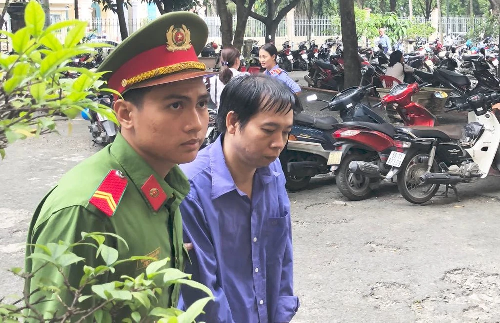 Kẻ sát hại bố mẹ vợ được thoát án tử ảnh 1 Kẻ sát hại bố mẹ vợ được thoát án tử