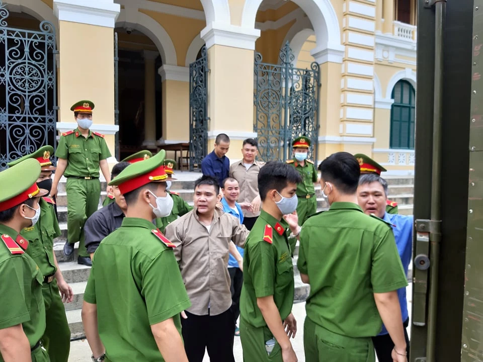 Tử hình kẻ vô cớ giết 2 người trong quán cháo vịt ảnh 2