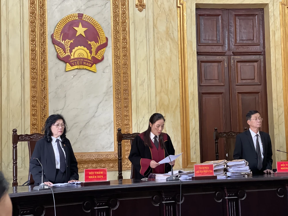 Cựu chủ tịch Petroland lãnh 7 năm tù ảnh 2