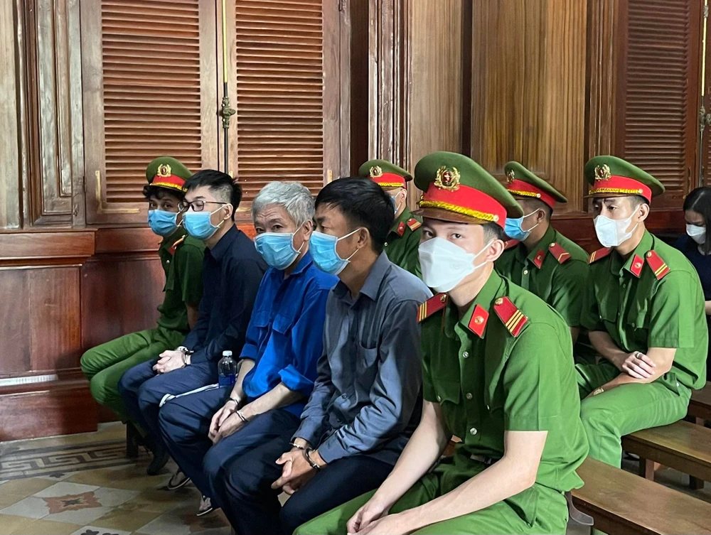 Trùm đa cấp có nghề làm ruộng hầu tòa tại TP.HCM ảnh 1 Trùm đa cấp có nghề làm ruộng hầu tòa tại TP.HCM ảnh 1