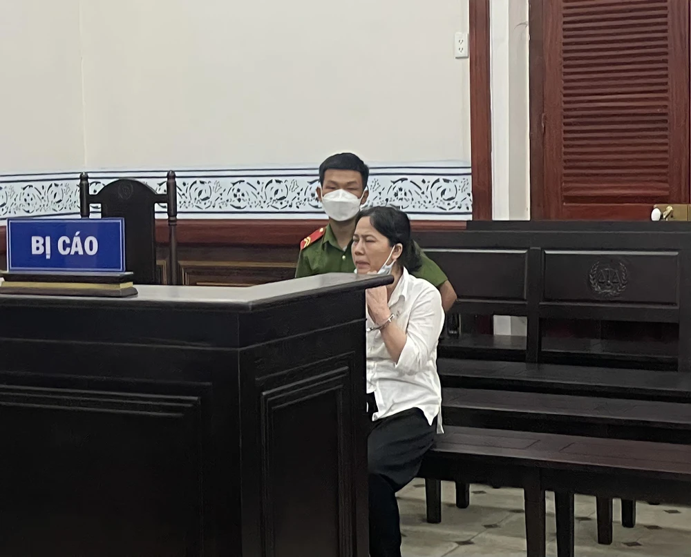 Bị cáo Hạnh tại tòa sáng 25-4. Ảnh: HOÀNG YẾN