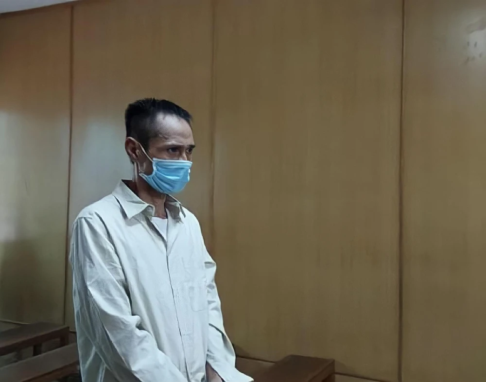 Bị cáo Lý Hồng Quang khi nghe tuyên án. Ảnh: HOÀNG YẾN