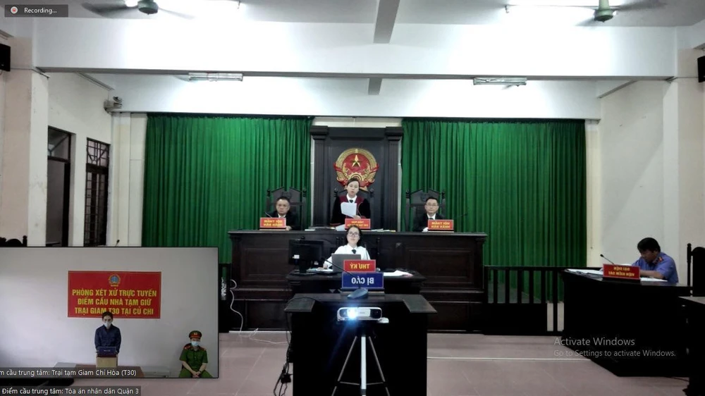 Điểm cầu trung tâm phòng xử TAND quận 3. Ảnh: H.YẾN