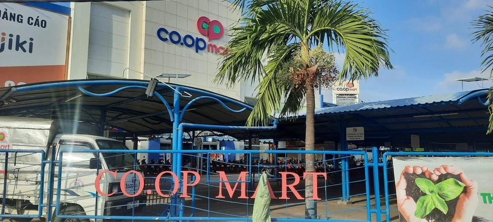 Diệp Dũng, cựu Chủ tịch HĐQT Saigon Co.op và đồng phạm bị điều tra xác định gây thiệt hại hơn 115 tỉ đồng. Ảnh: H.YẾN