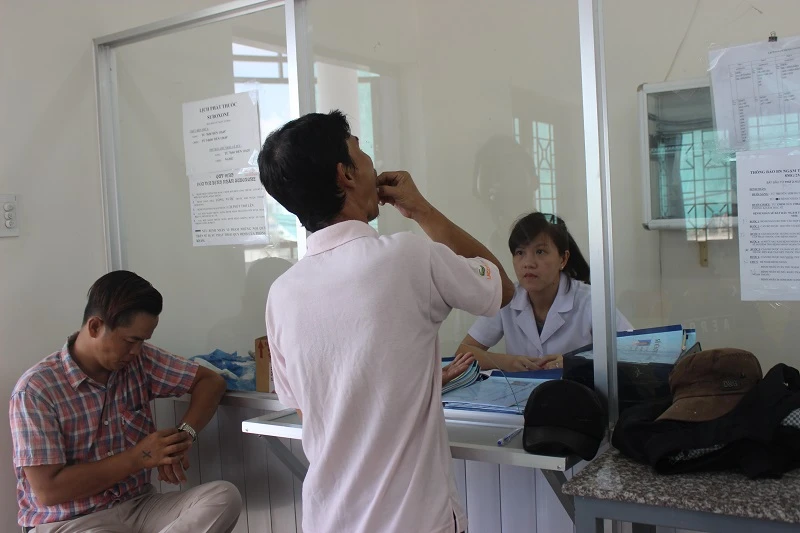 Dứt 45 năm nghiện ngập chỉ sau 2 ngày uống suboxone ảnh 2 Dứt 45 năm nghiện ngập chỉ sau 2 ngày uống suboxone ảnh 2