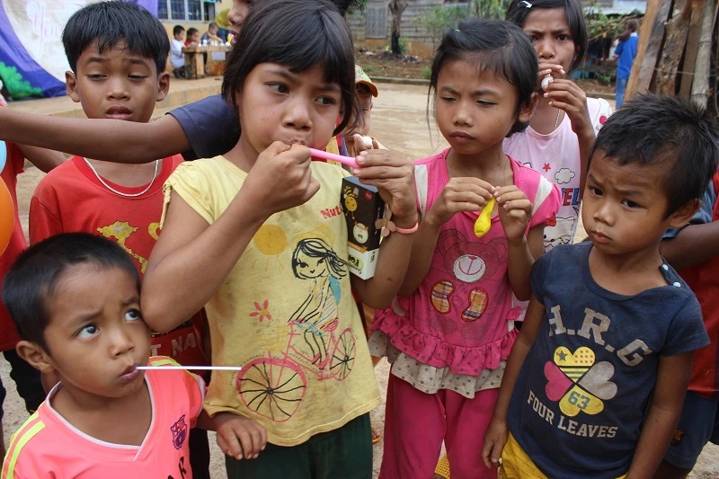 Người Sài Gòn mang Tết trung thu đến trẻ em vùng sâu