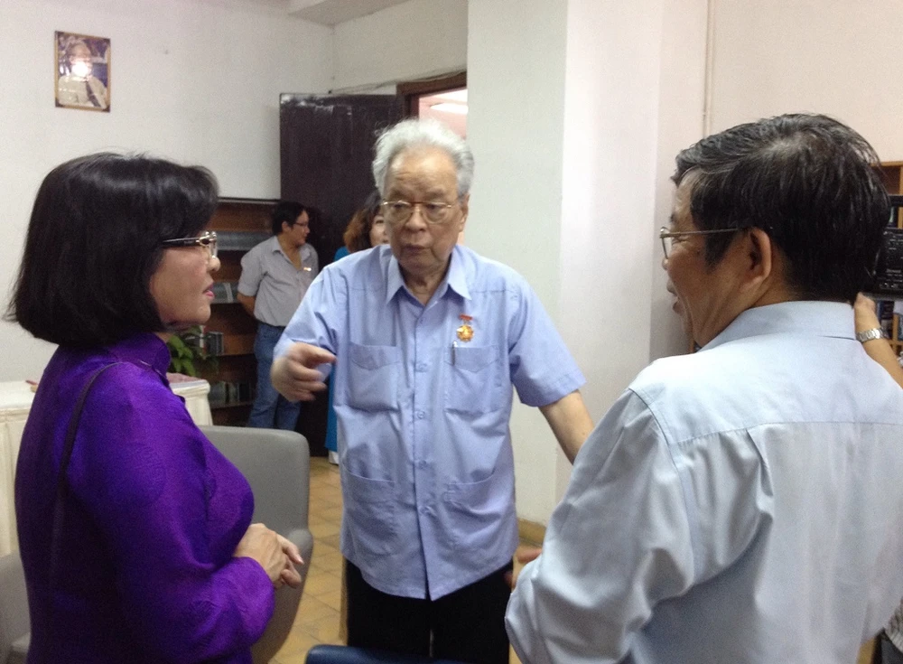 Khai trương thư viện Trần Trọng Đăng Đàn ảnh 1