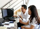 Cha mẹ ngồi nhà vẫn đóng được học phí cho con