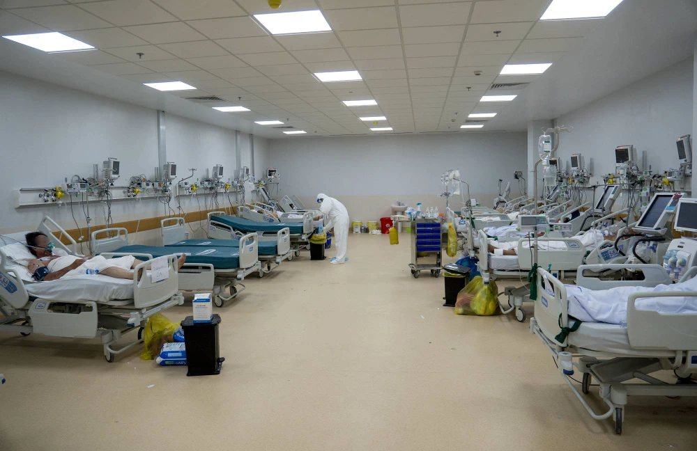 106 bệnh nhân ở Bệnh viện hồi sức COVID-19 đã 'khỏe' hơn ảnh 1