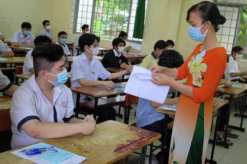 Thí sinh dự thi tốt nghiệp THPT năm 2021 tại TP.HCM. Ảnh: PHẠM ANH Thí sinh dự thi tốt nghiệp THPT năm 2021 tại TP.HCM. Ảnh: PHẠM ANH