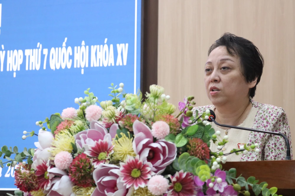 ĐB pham-khanh-phong-lan.jpg