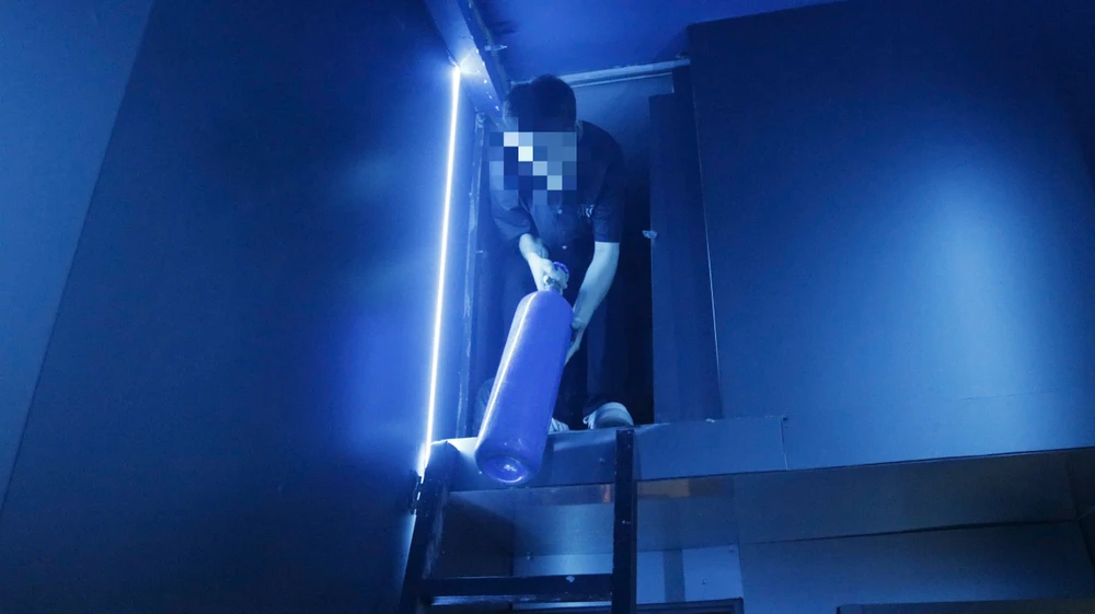 Phố đêm Bùi Viện.jpg