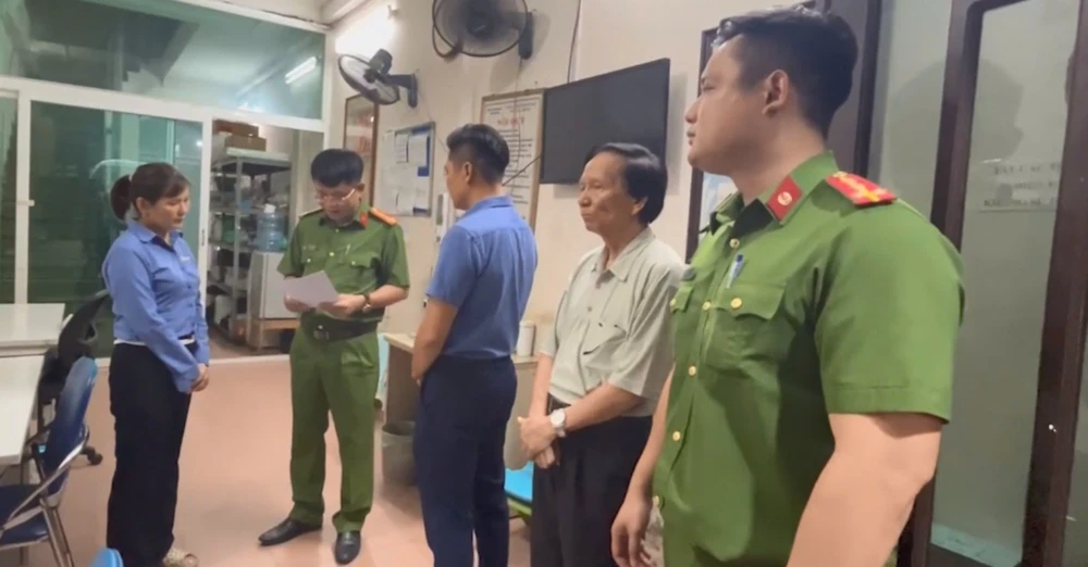 9,7 tấn Xyanua (17).jpg