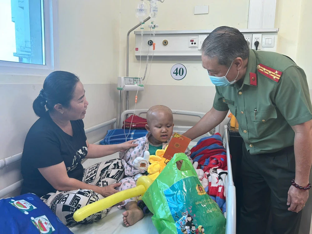 các bệnh nhi (4).jpg