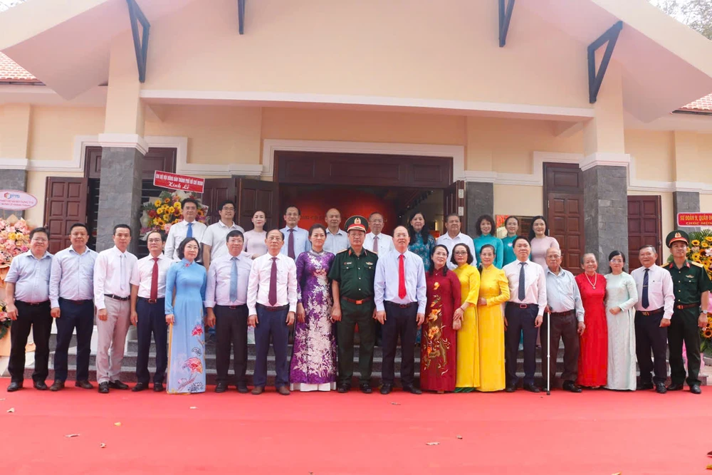 dân công hỏa tuyến (2).jpg